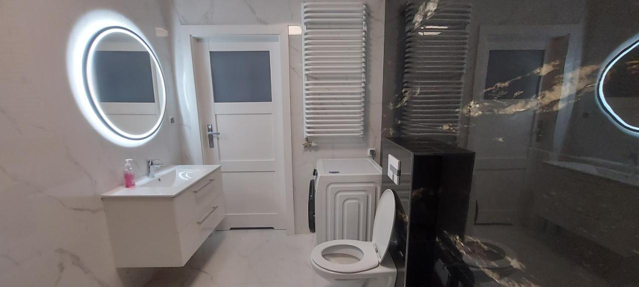 Apartament Barcelona Krakow Luaran gambar